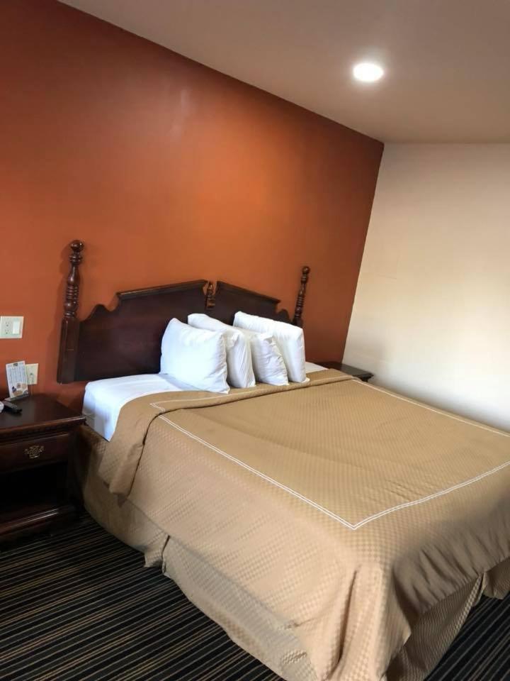 Scottish Inn And Suites Perry Exterior foto