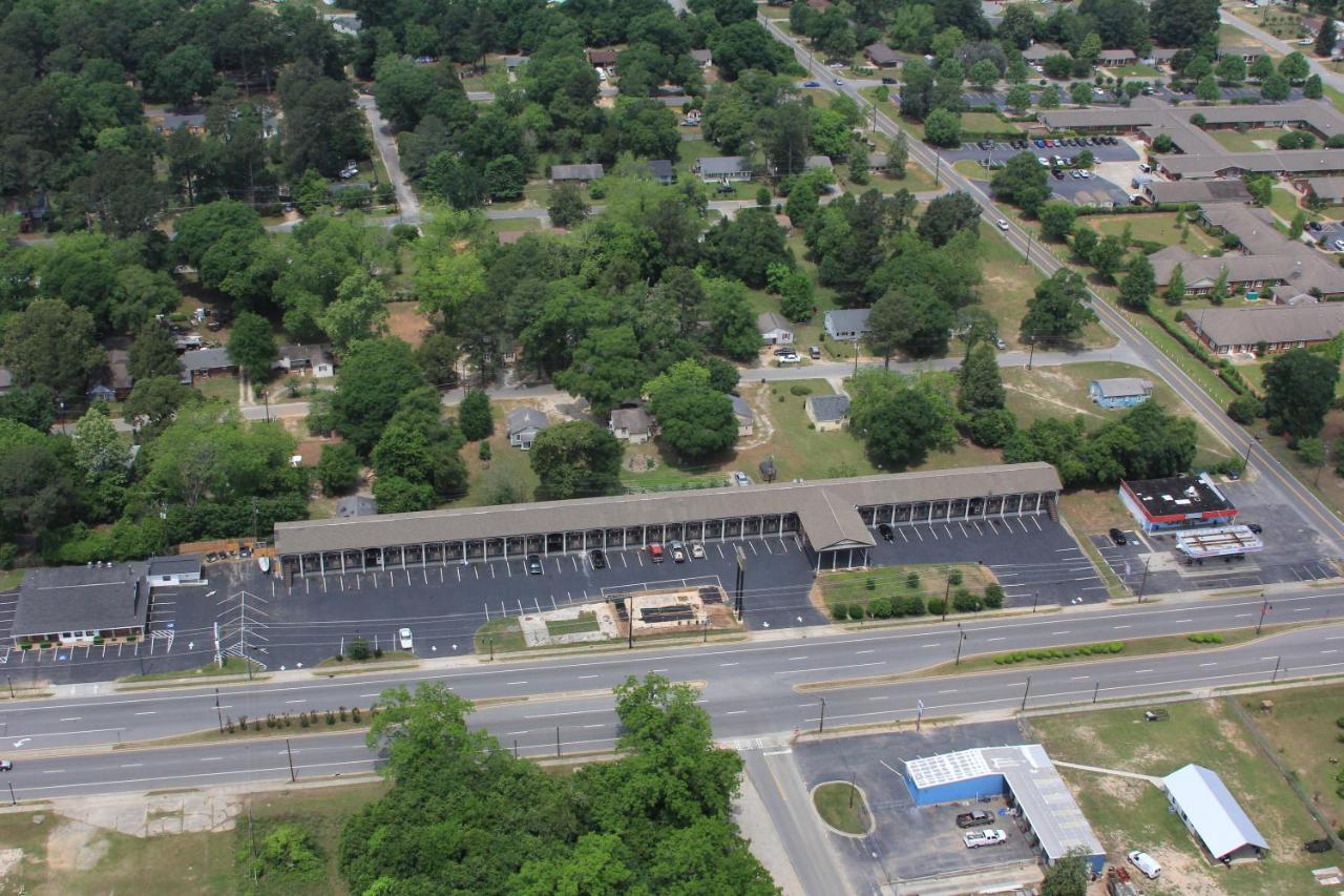 Scottish Inn And Suites Perry Exterior foto